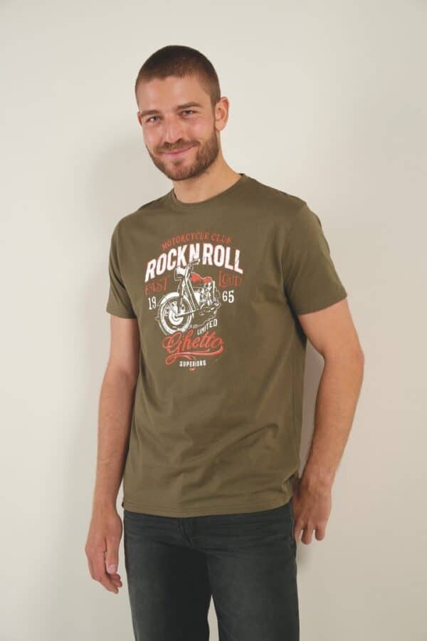 t-shirt graphique casual