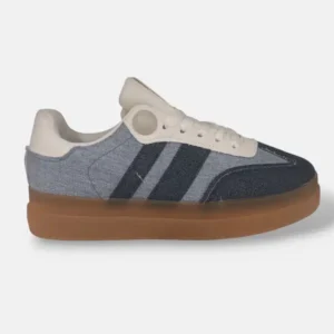 Sneakers en denim rétro