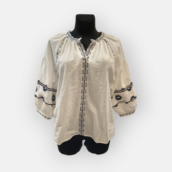 blouse brodée bohème