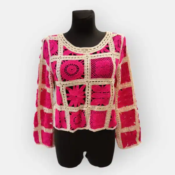 pull en crochet rose