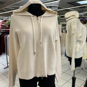 Gilet à Capuche