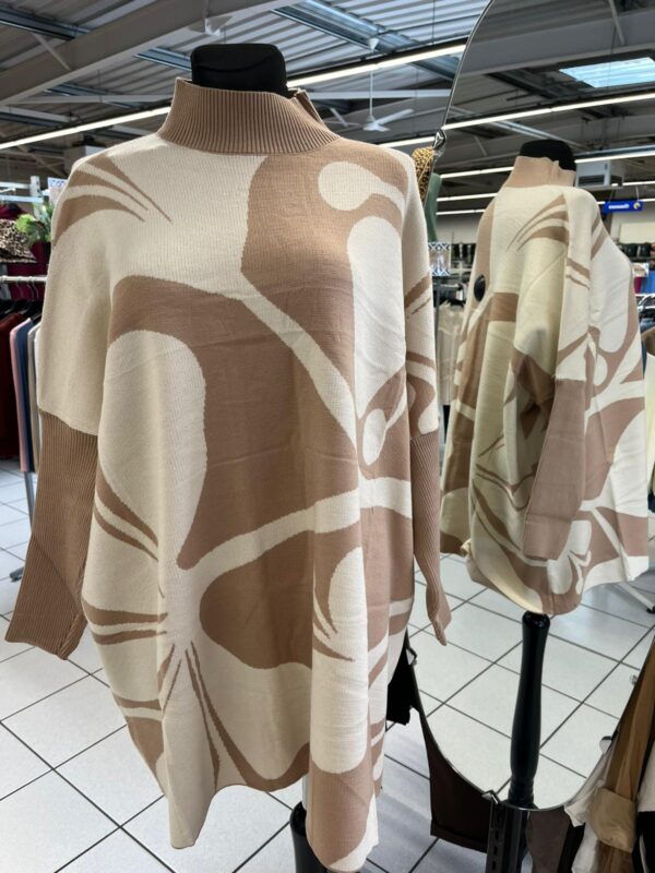 Pull Style Poncho Grande Taille