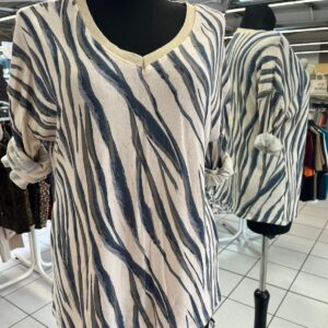 Pull léger motif