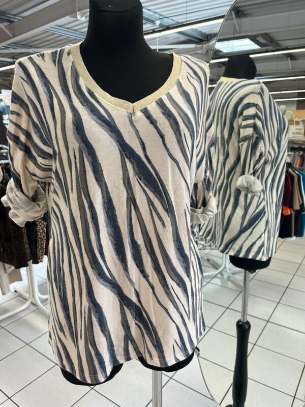 Pull léger motif