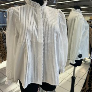 Chemise Blanche Style Dentelle